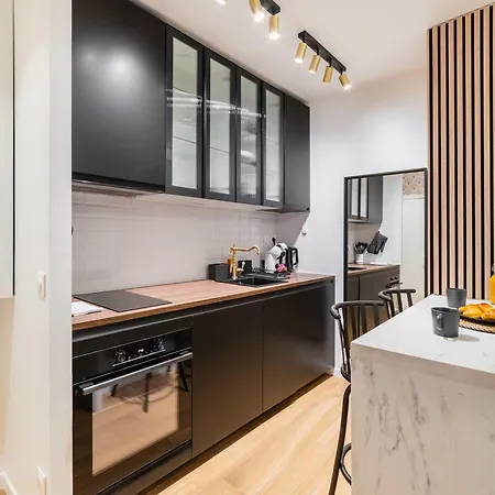 Appartement Parisien Coeur Montmartre - 18 - 2p
